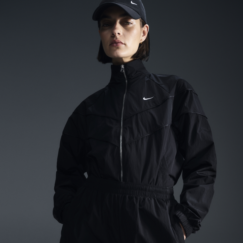 Bunda Nike Windrunner UV Čierna | FV6304-010