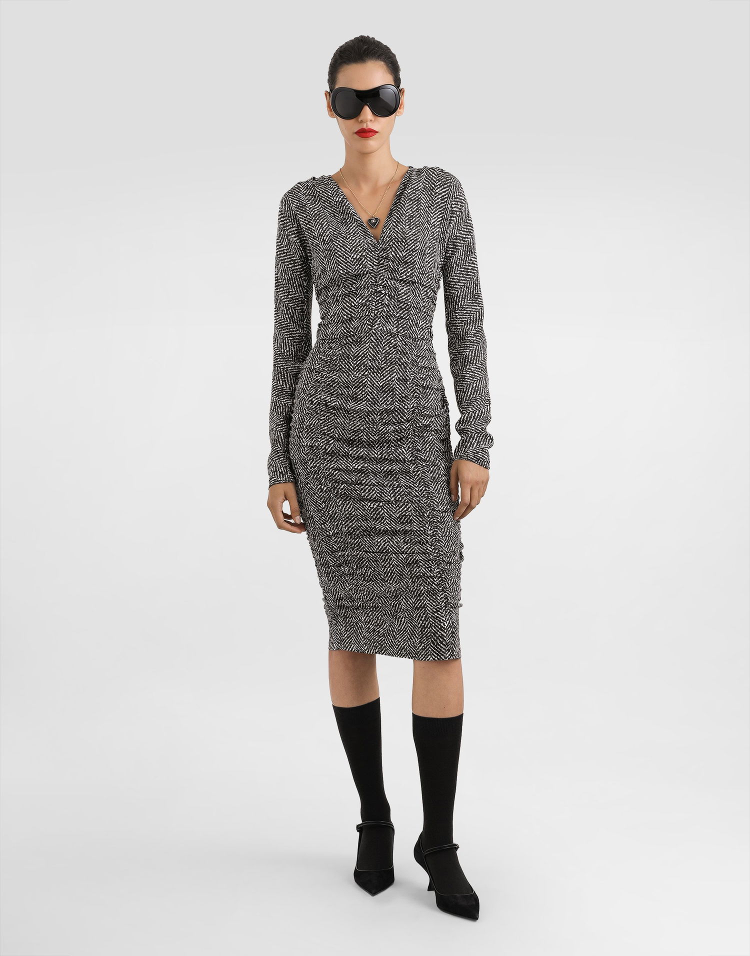 Šaty Dolce & Gabbana Dolce & Gabbana Chevron Print Cady Midi Dress Čierna | F6TWETFSA70HH5QS, 1