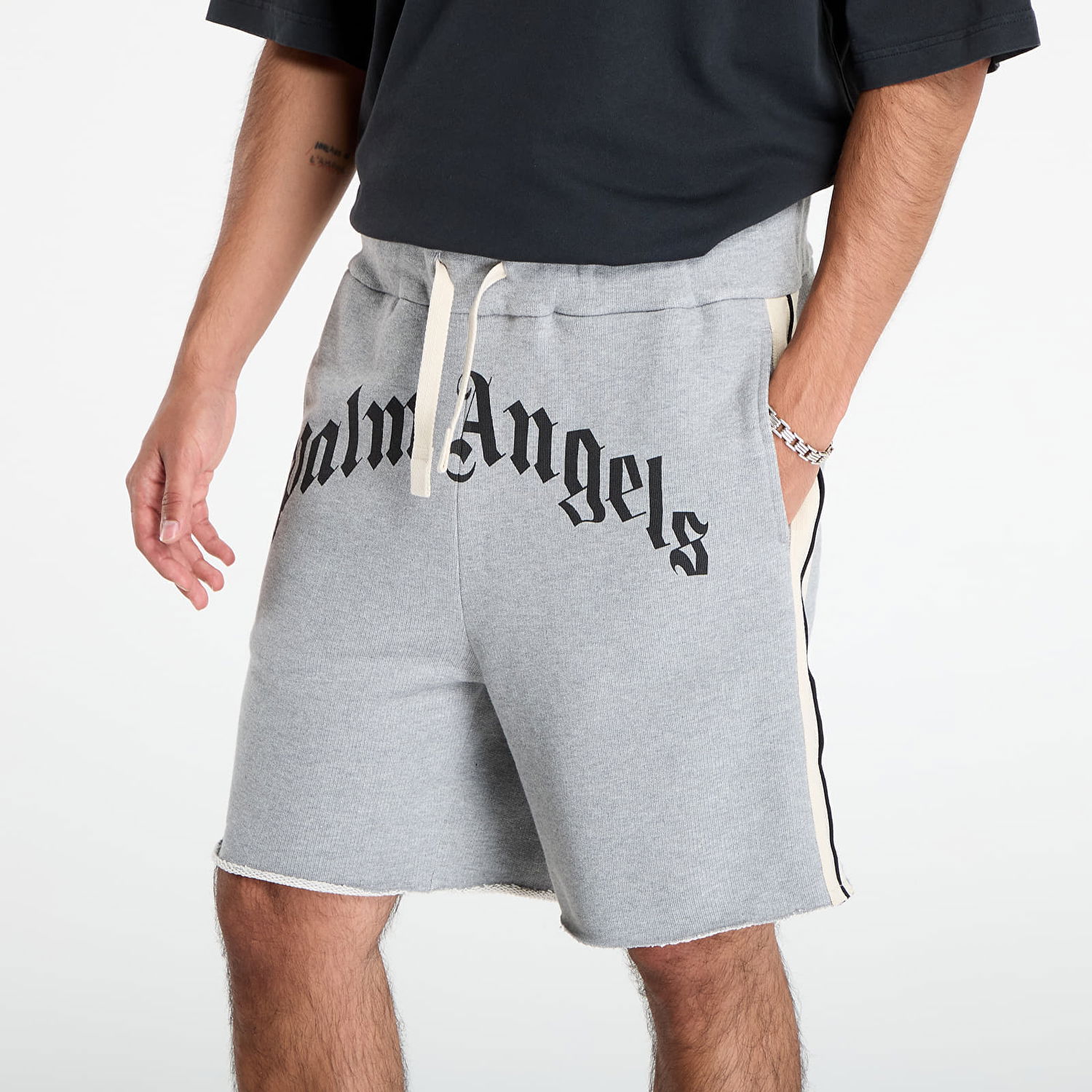 Šortky Palm Angels Palm Angels Curved Logo Track Sweatshorts Šedá | PMCI026F25FLE0010810, 1
