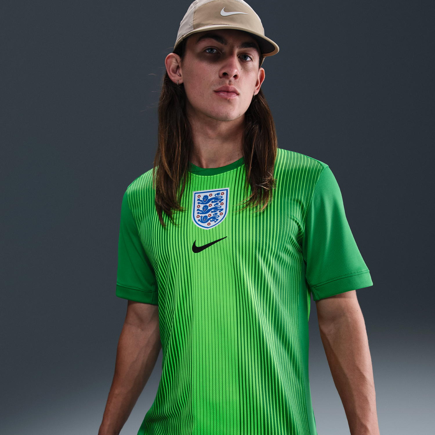Dres Nike England 2025/26 Stadium Replica Dri-FIT Goalkeeper Jersey Zelené | IF3953-310, 0