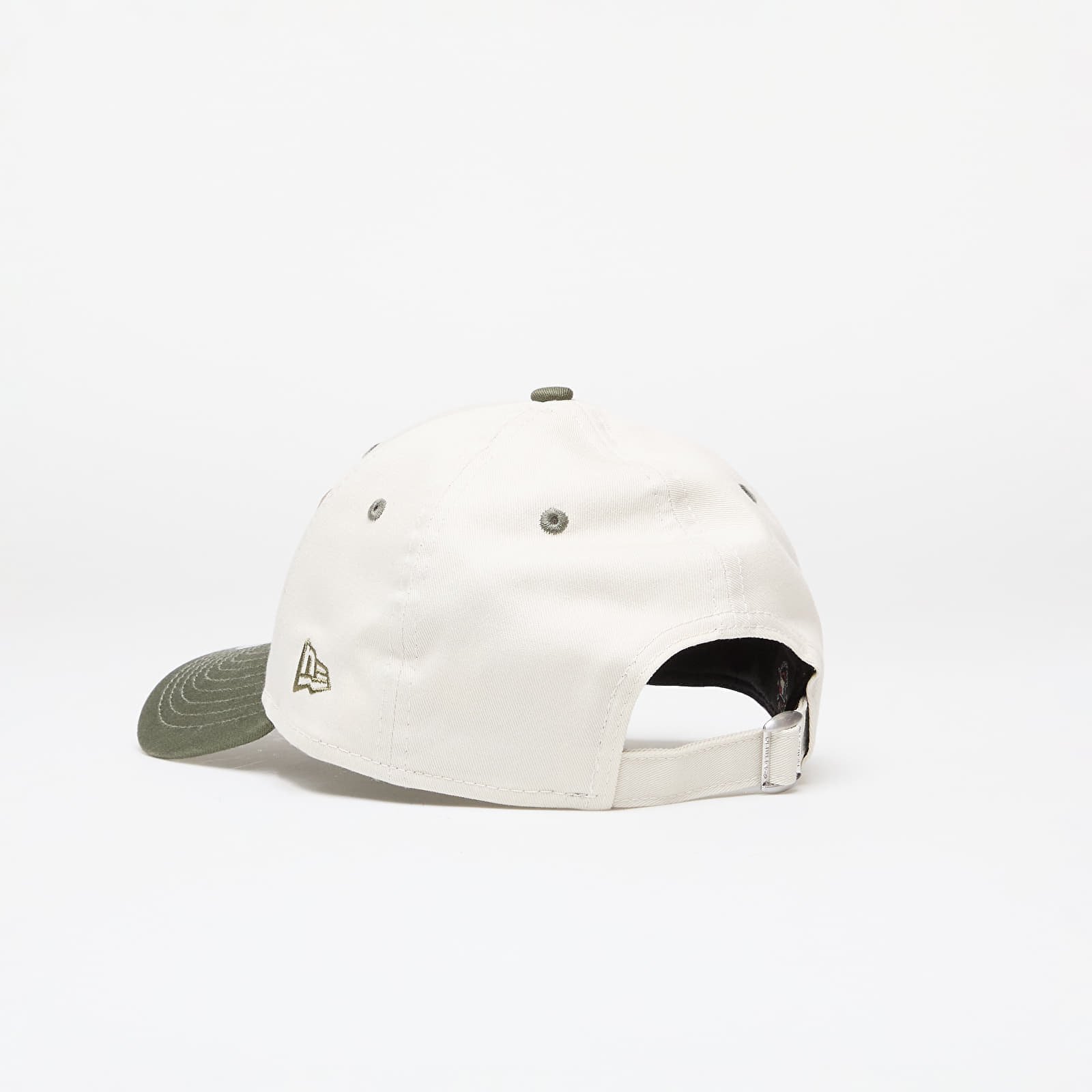 New York Yankees White Crown 9FORTY Adjustable Cap