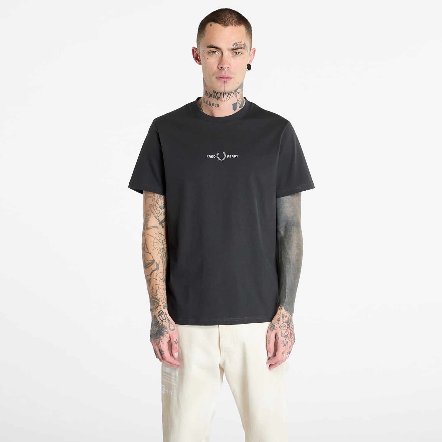 Tričko Fred Perry Embroidered Logo T-Shirt Čierna | M4580 297, 0