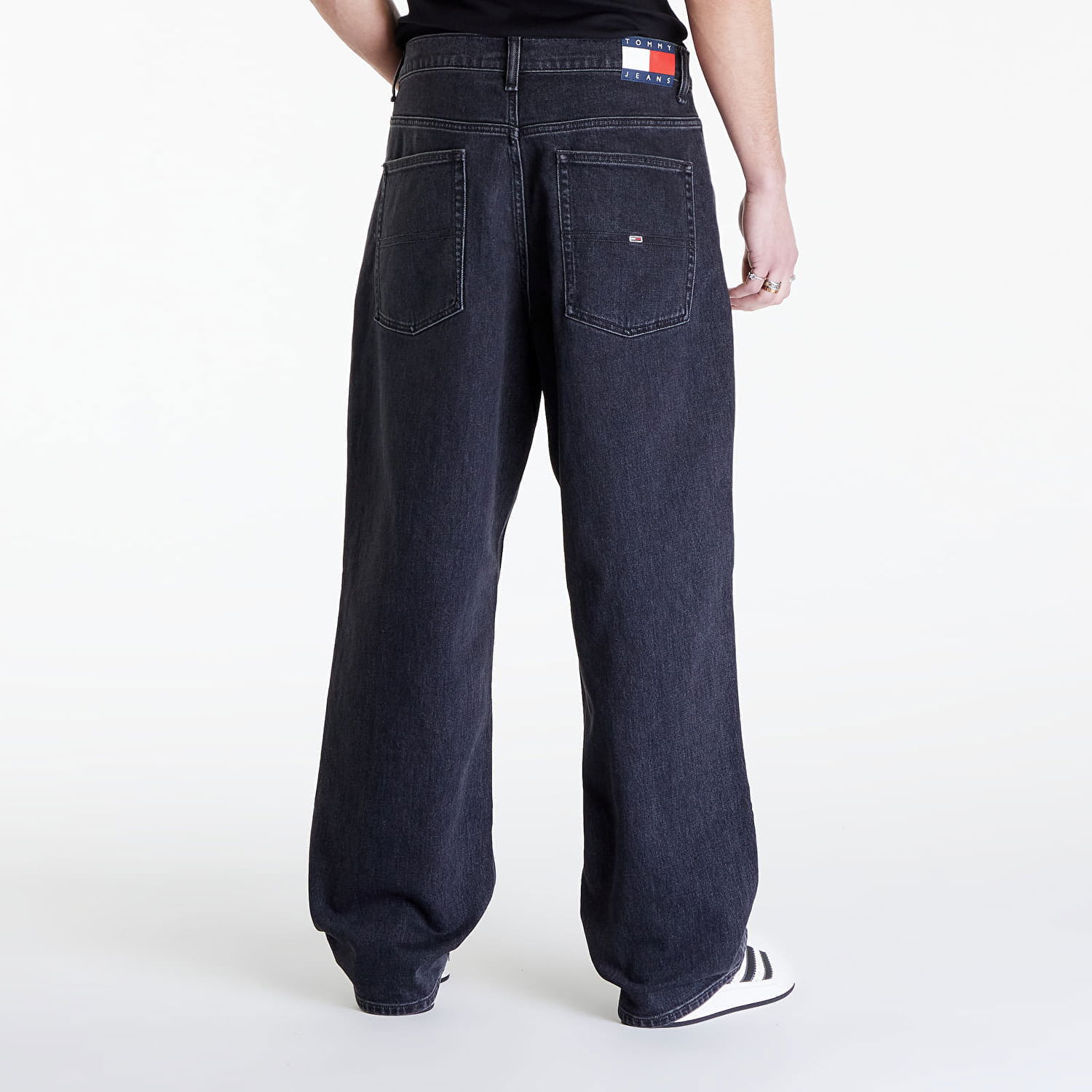 Nohavice a džínsy Tommy Hilfiger Jeans Aiden Baggy Jean Denim Čierna | DM0DM18930 1BZ, 1