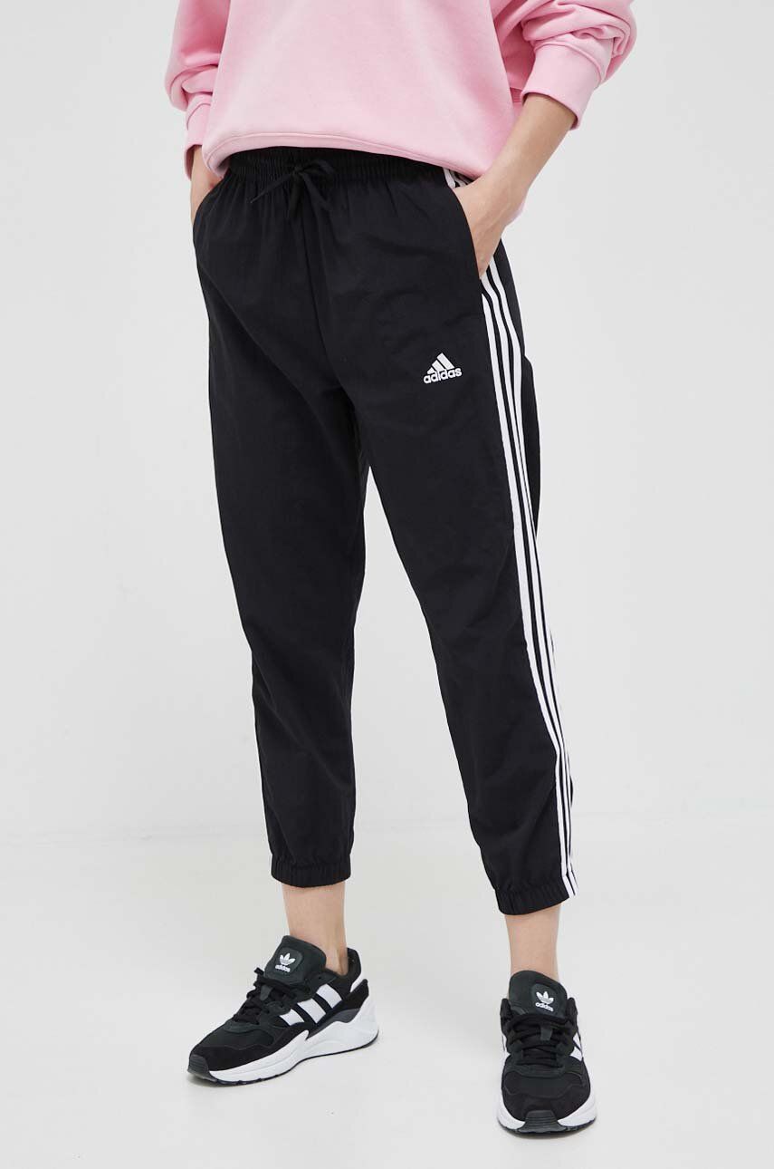 Tepláky adidas Originals Essentials 3-Stripes Woven 7/8 Pants Čierna | HT3398, 0