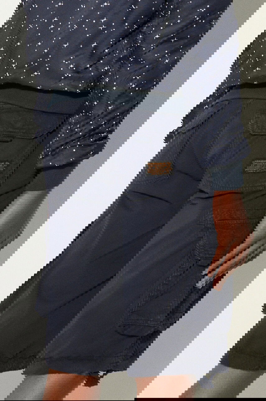 Jet Short