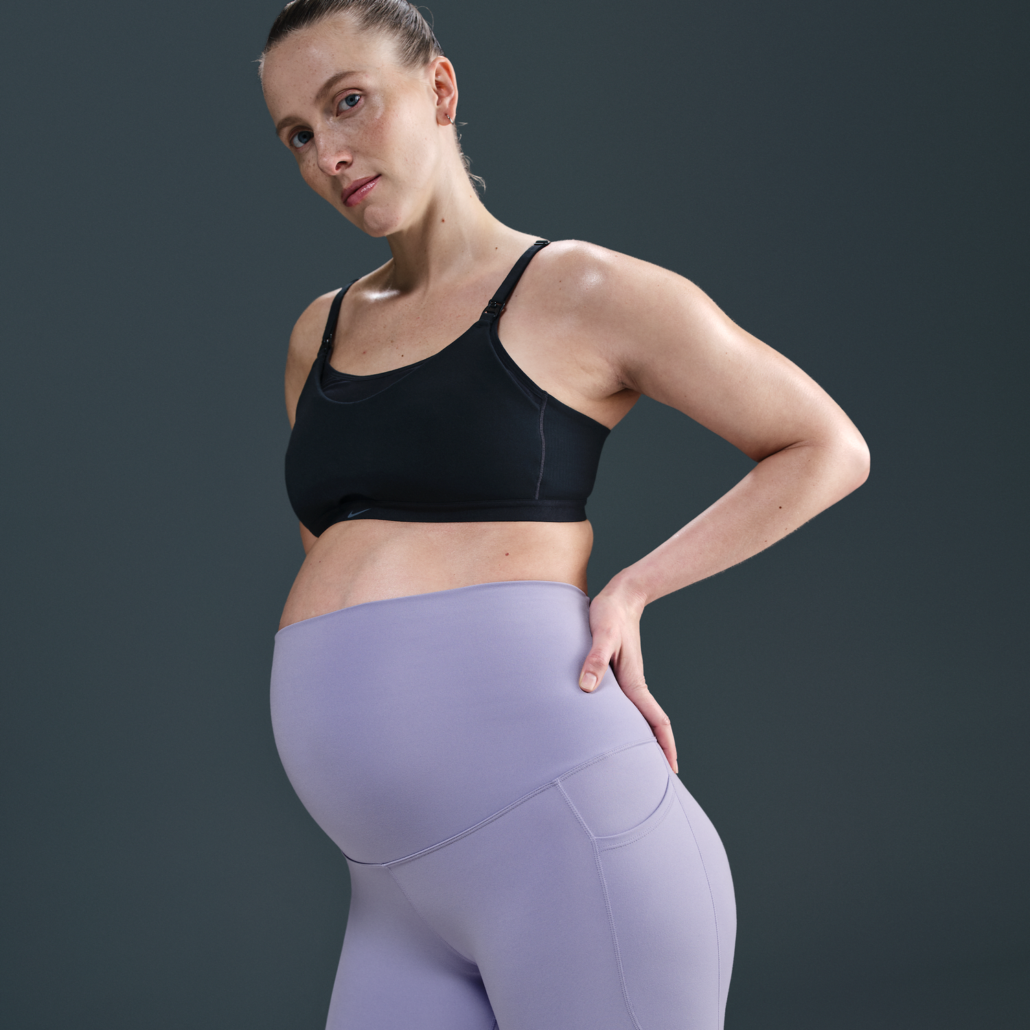 Podprsenka Nike One Maternity High-Waisted Pocket Bike Shorts 8" (M) Fialová | FN3247-533, 1