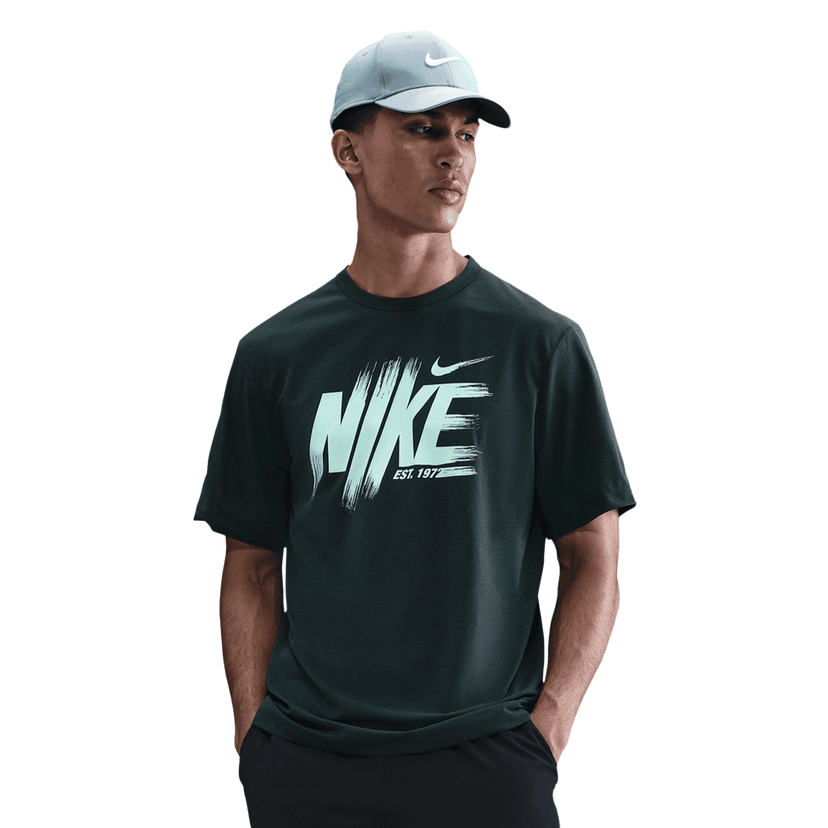 Tričko Nike Men's Nike UV Hyverse Graphic T-Shirt Zelené | HV0381-390