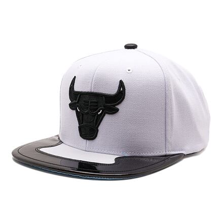 Šiltovka Mitchell & Ness Mitchell & Ness Chicago Bulls Day 11 Snapback Hat Biela | HS8033-CBUWHIT, 0