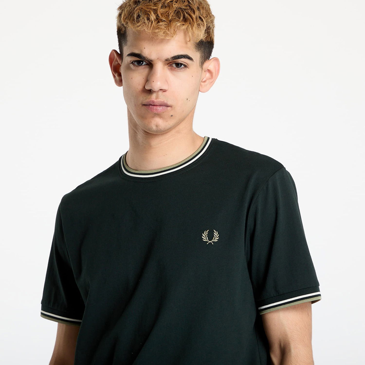 Tričko Fred Perry Fred Perry Twin Tipped T-Shirt Zelené | M1588 Y65, 1