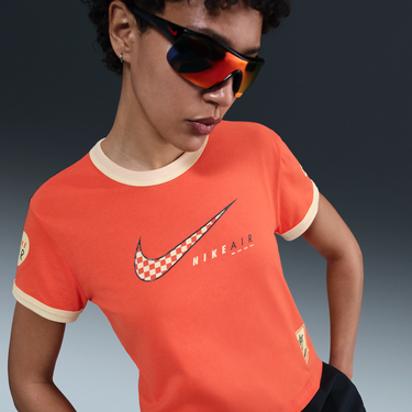 Crop Top Nike Sportswear Club Short-Sleeve T-Shirt Oranžová | HQ1707-842, 0