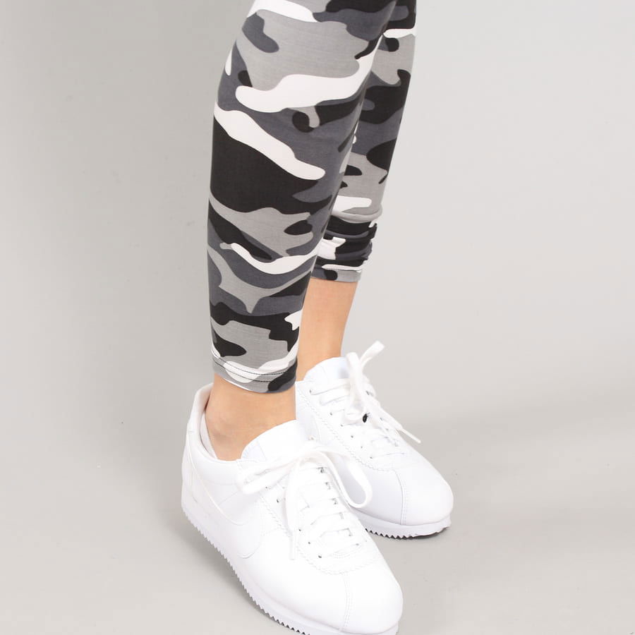 Ladies Camo Leggings