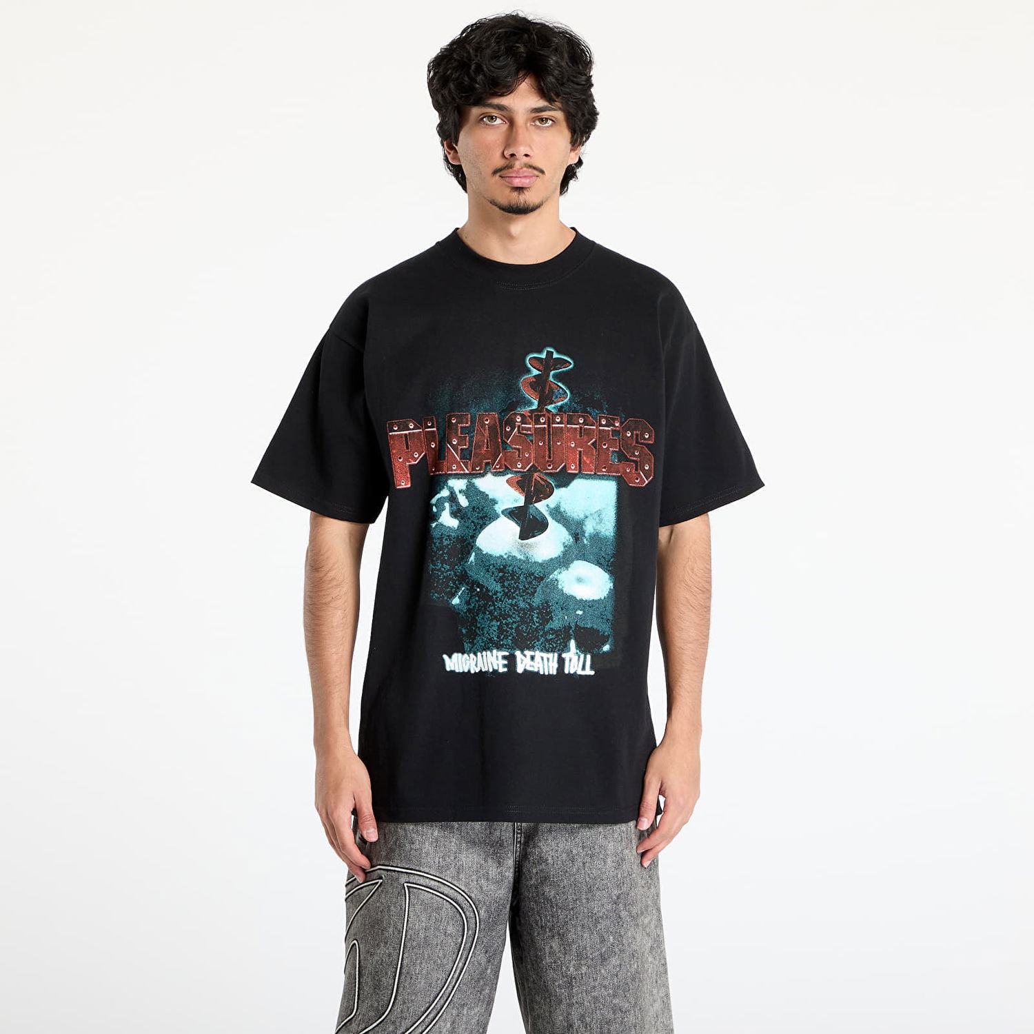 Tričko Pleasures PLEASURES Migraine Graphic Tee Čierna | P25SU056 BLACK, 0