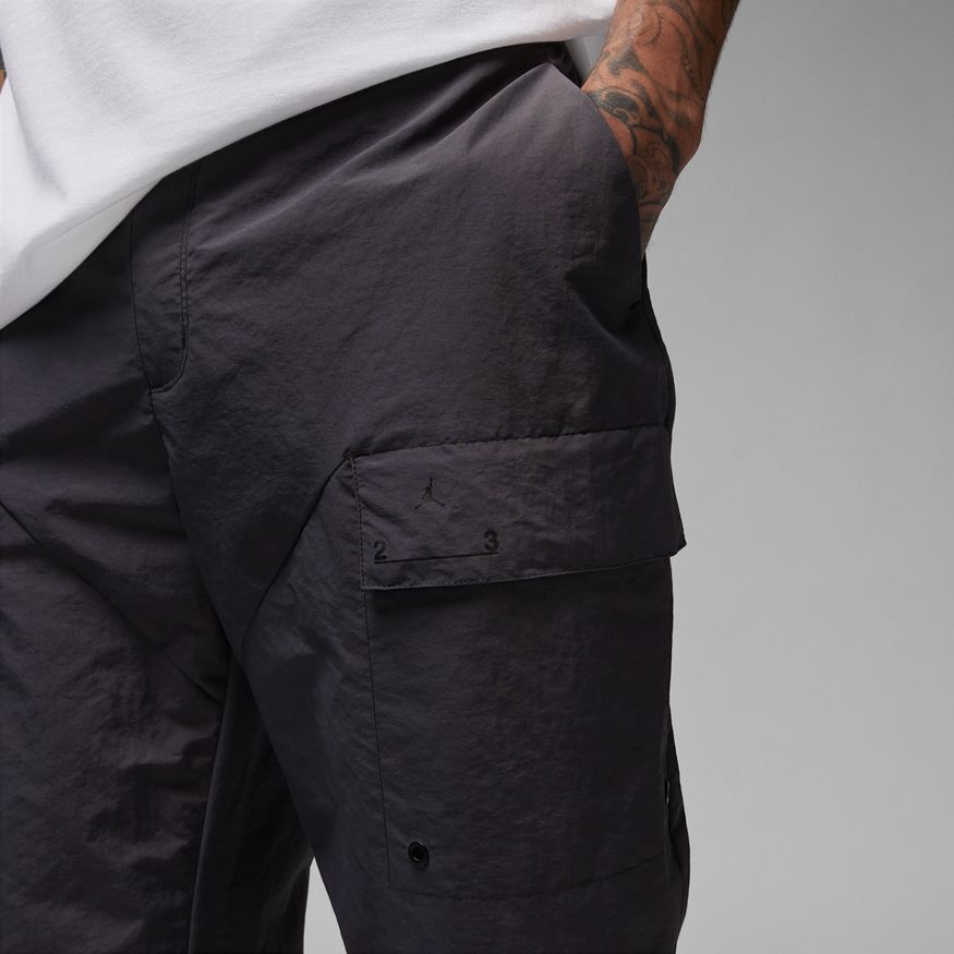 23 Engineered Statement Woven Pants