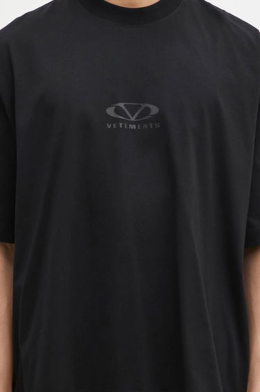 Tričko VETEMENTS Oval Logo Cropped Boxy T-Shirt Čierna | UA66TR600BB, 3