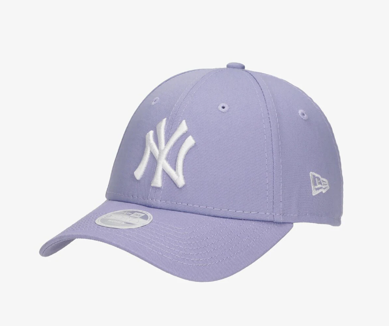 New York Yankees League Essentials 9FORTY Adjustable Cap