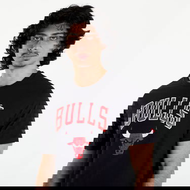 Tričko New Era NOS NBA Regular Tee Chicago Bulls UNISEX Black/ Front Door Red Čierna | 60416749, 2