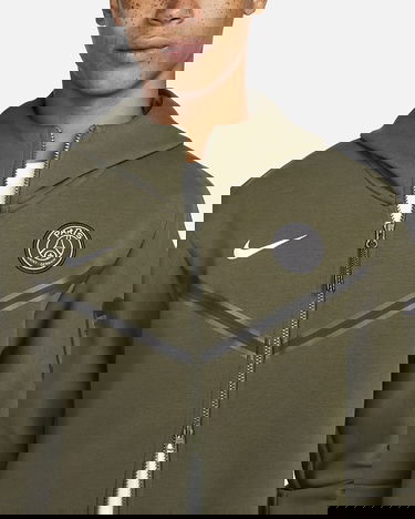 Mikina Nike Paris Saint-Germain Tech Fleece Windrunner Full-Zip Hoodie Zelené | DN3086-325, 2