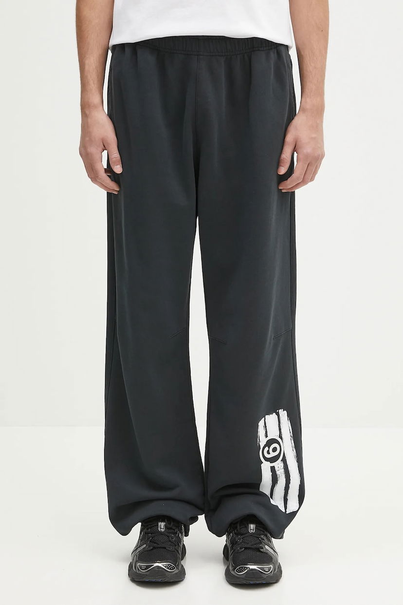 Tepláky Maison Margiela MM6 Maison Margiela Graphic Print Lounge Pants Čierna | SH2KA0033.M25004.900