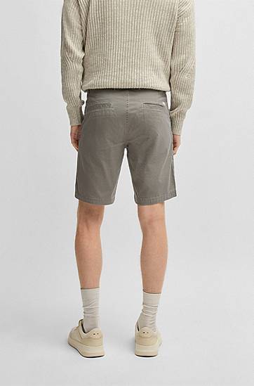 Šortky BOSS Slim-Fit Stretch Cotton Twill Chino Shorts Šedá | 50536884, 1