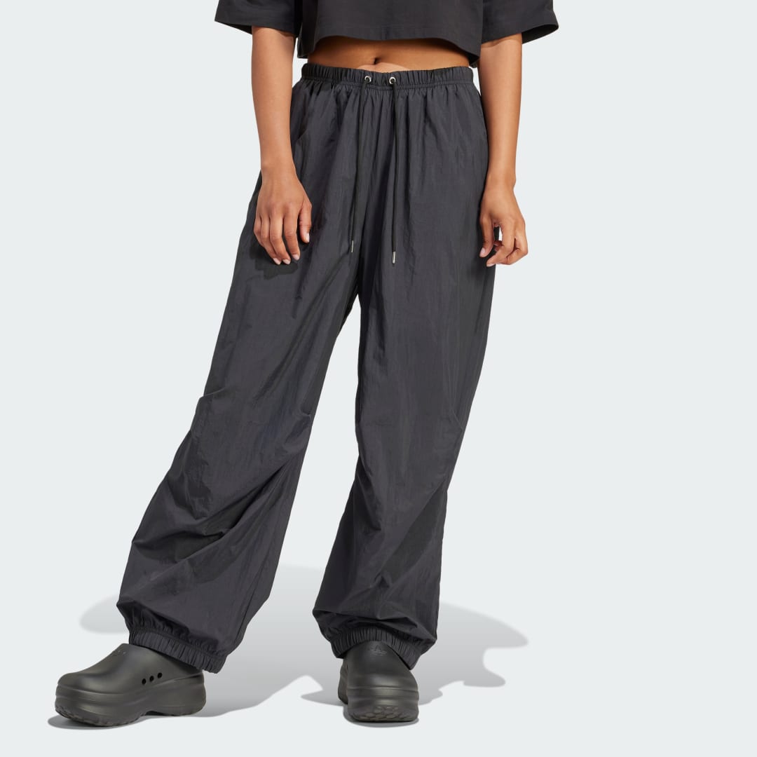 Nohavice a džínsy adidas Originals Premium Essentials Nylon Parachute Šedá | IT6725, 0