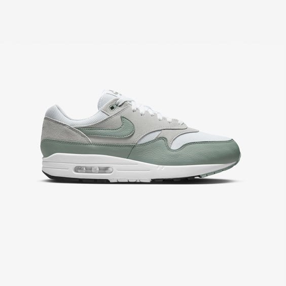 Air Max 1 "Mica Green"