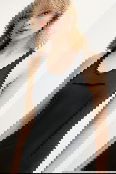 Šaty Maison Margiela MM6 Maison Margiela Cotton Fitted Maxi Dress Čierna | S62DG0048.M20108.899, 3