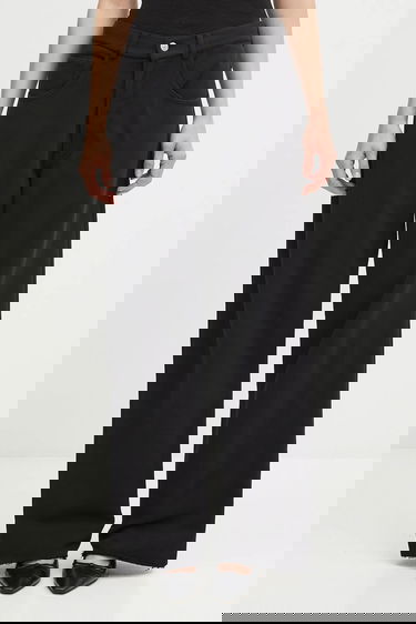 Nohavice Maison Margiela MM6 Maison Margiela Wide-Leg Cotton Raw Hem Pants Čierna | S52KA0548.M25014.900, 0