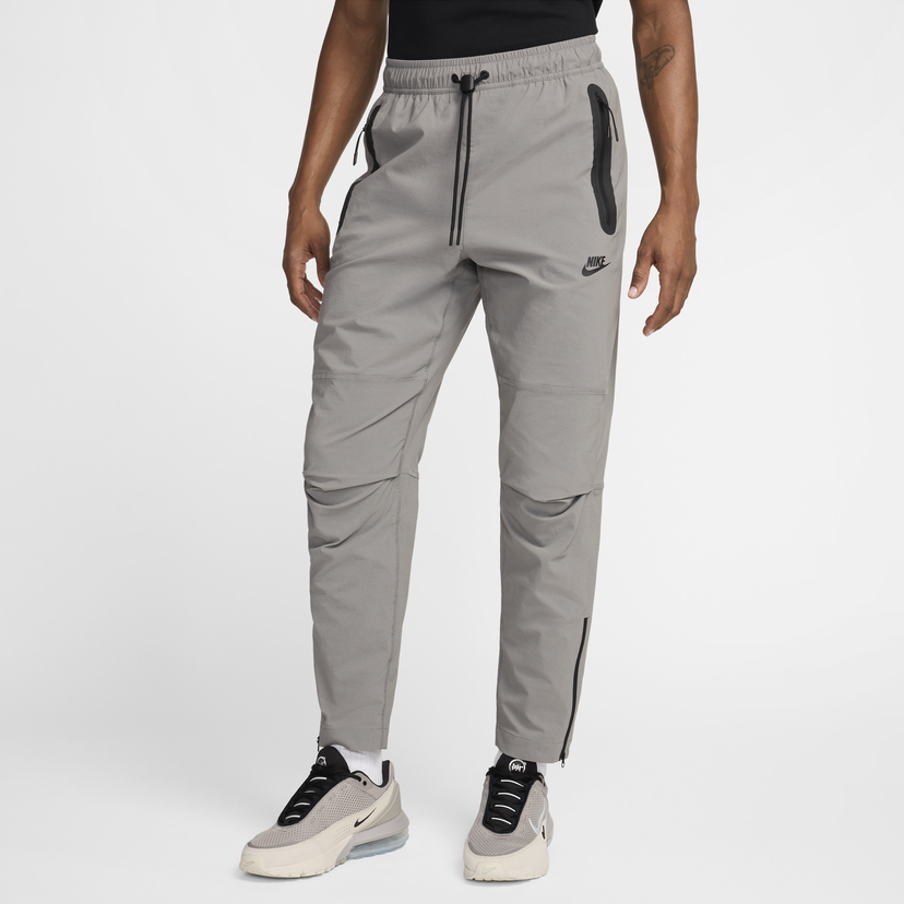 Nohavice Nike Tech Pants Šedá | HM8241-014