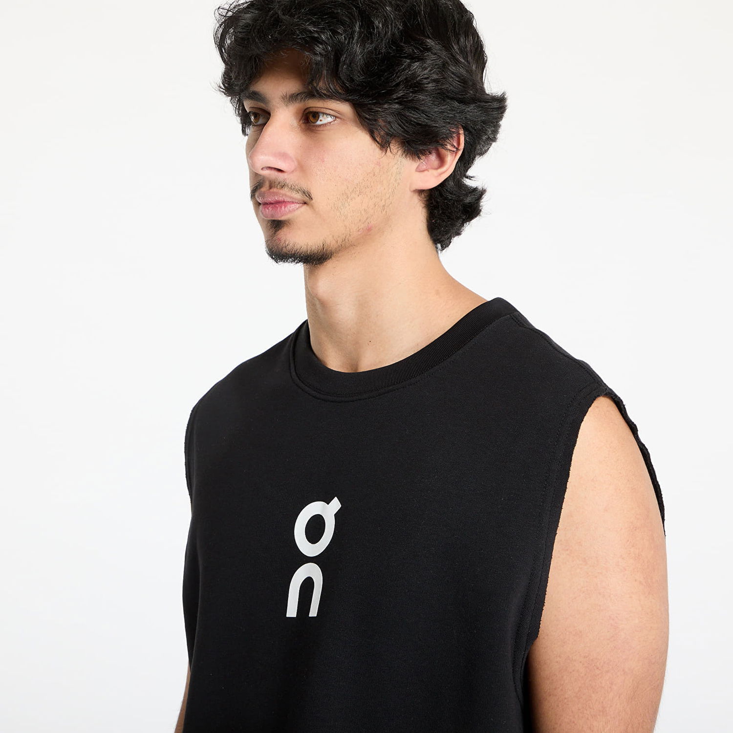 Tielko On Running Club Crew Crop Sleeveless T-Shirt Čierna | 1MF10890553 M, 1