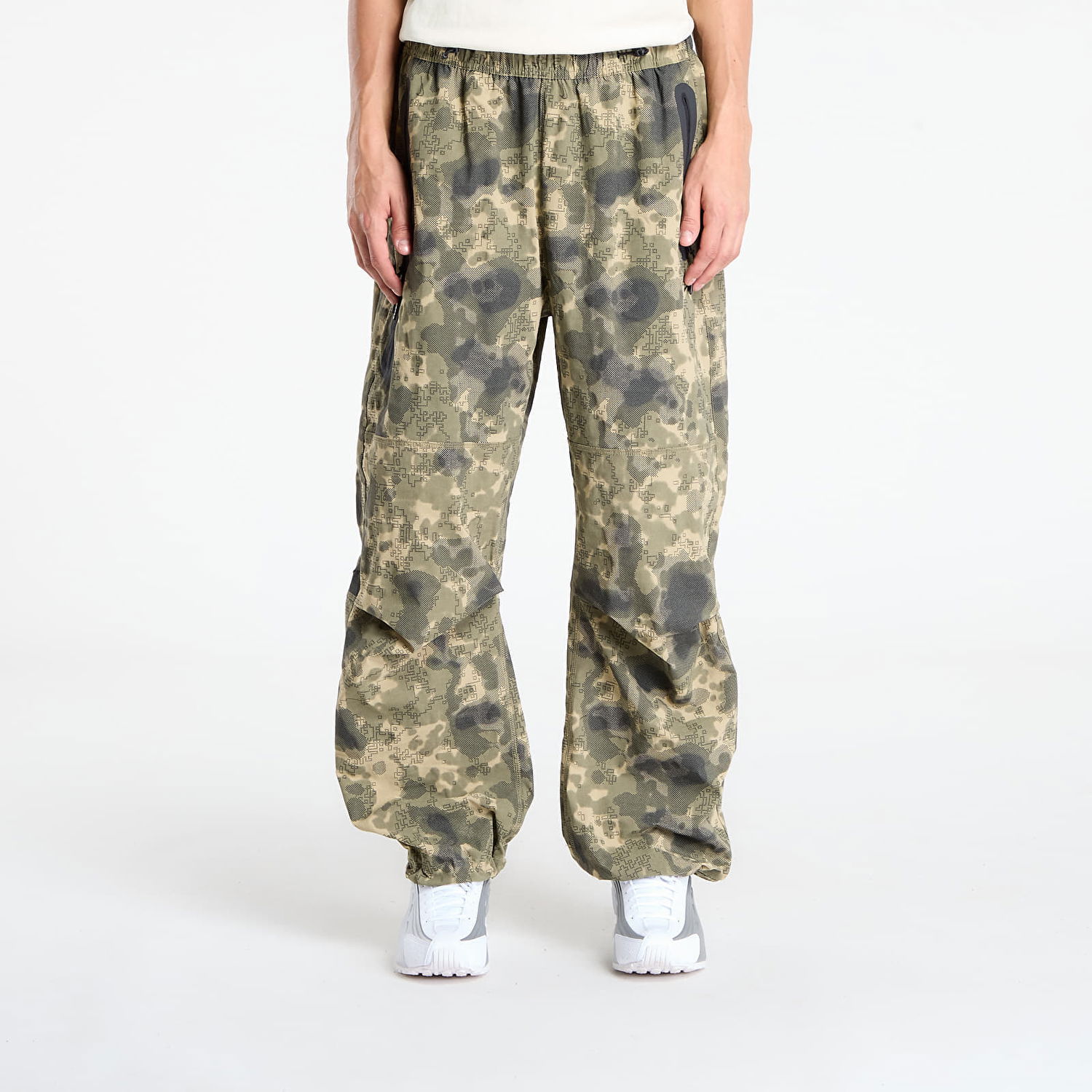 Nohavice Nike Tech Dri-FIT Woven Camo Loose-Fit Pants Zelené | HV0972-210, 0