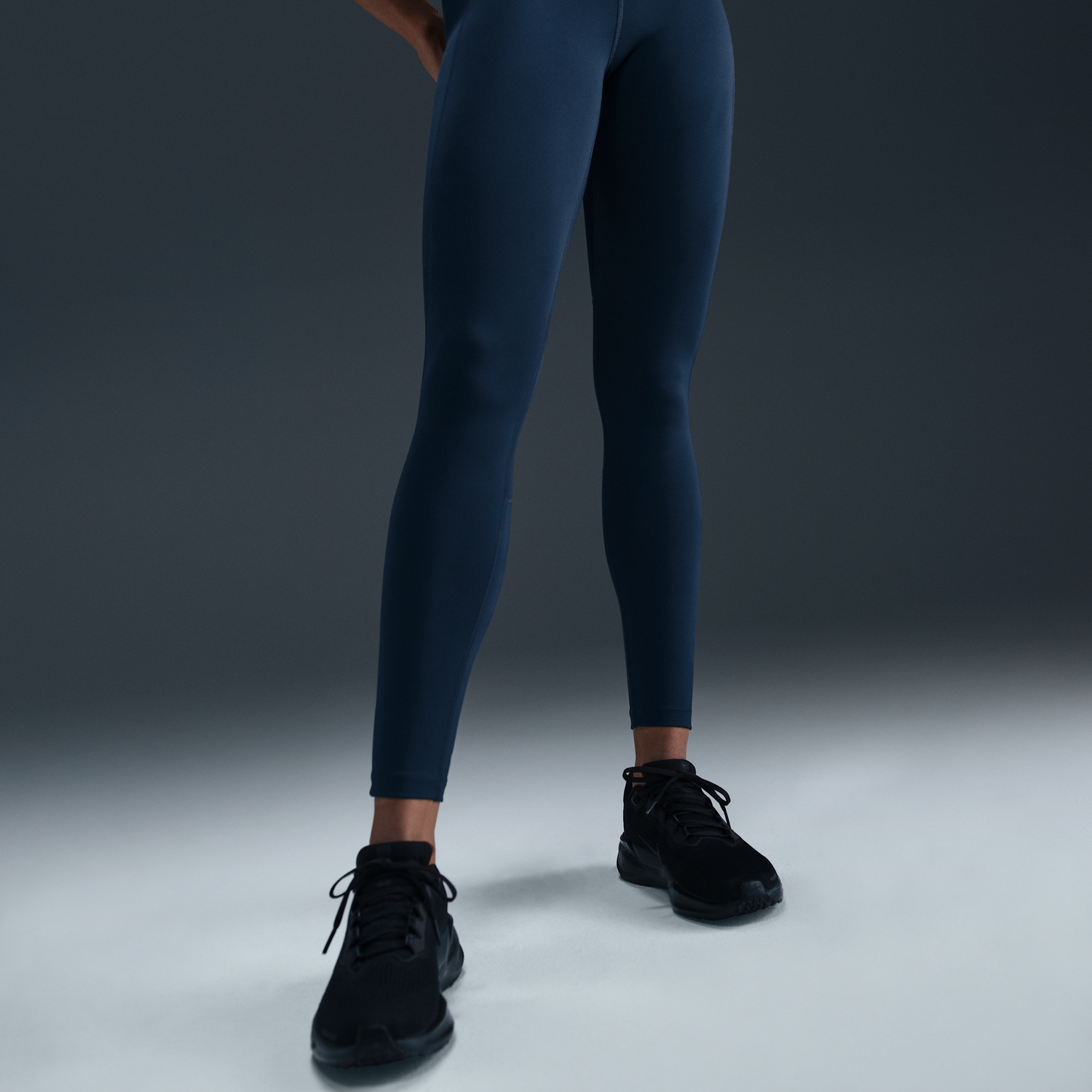 Legíny Nike Epic Fast Mid-Rise Pocket Running Leggings Navy | CZ9240-478, 1