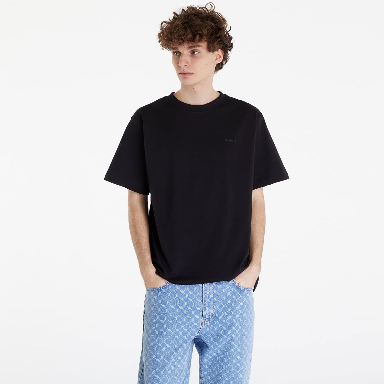 Tričko Queens Essential T-Shirt With Tonal Print Black Čierna | QNS_006, 0