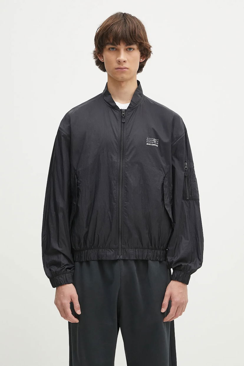 Bomber bunda Maison Margiela MM6 Maison Margiela x Salomon Bomber Jacket Čierna | SH0AM0056