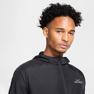 Vetrovka Nike Nike Miler Flash Water-Repellent Running Jacket Čierna | IB3770-010, 4