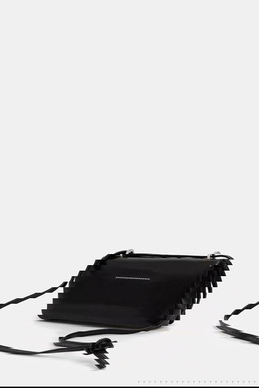 Kabelka Maison Margiela MM6 Maison Margiela Leather Shoulder Bag Čierna | SB5ZH0022.P7187.T8013, 2