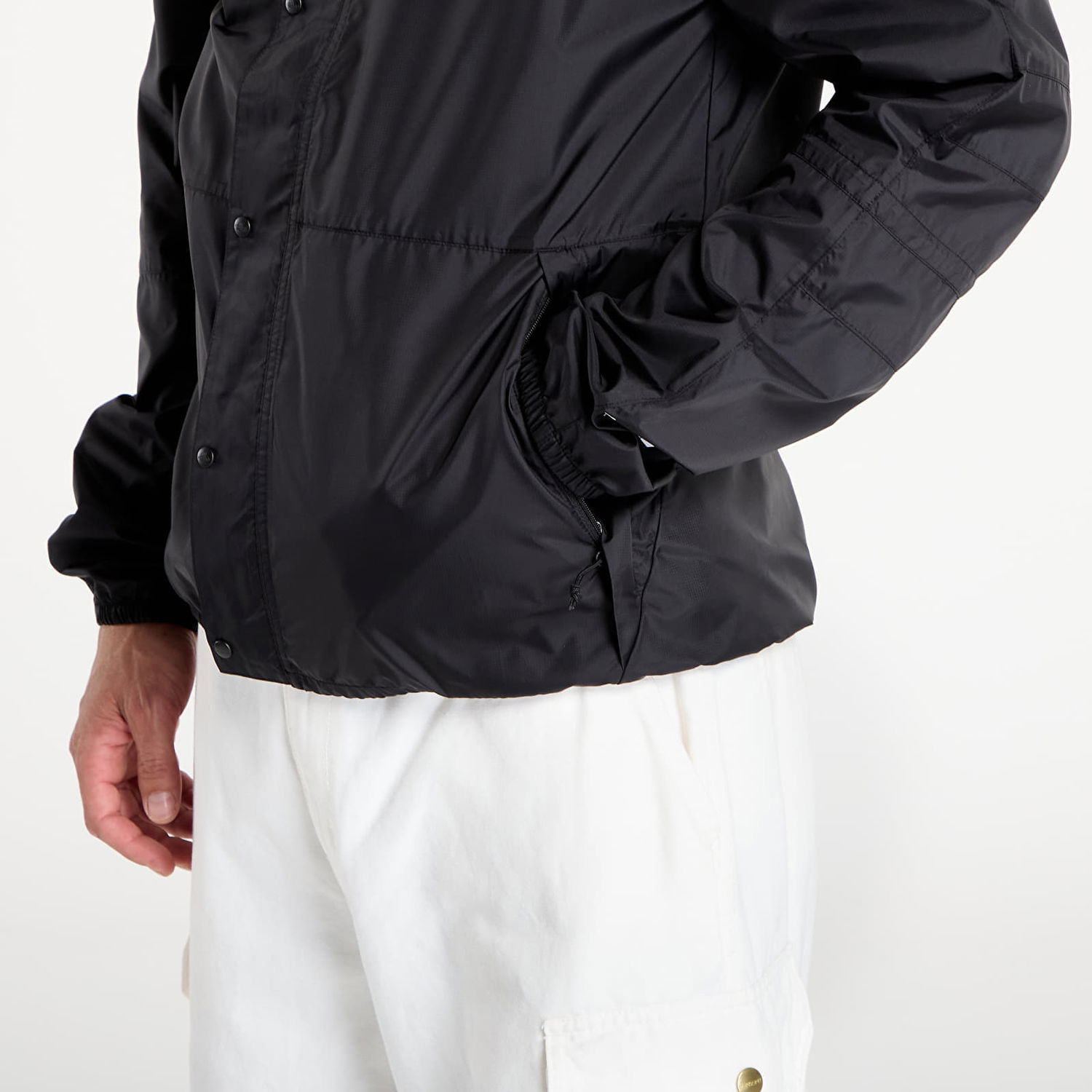 Vetrovka The North Face Men's Seasonal Mountain Windbreaker Jacket Čierna | NF0A5IG34H01, 1