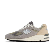 Teddy Santis x 990v2