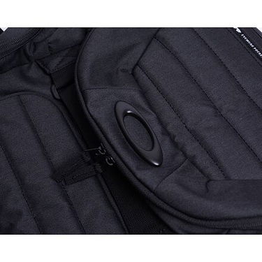 Batoh OAKLEY Oakley Enduro 3.0 Big Backpack Čierna | FOS900737-02EU, 3