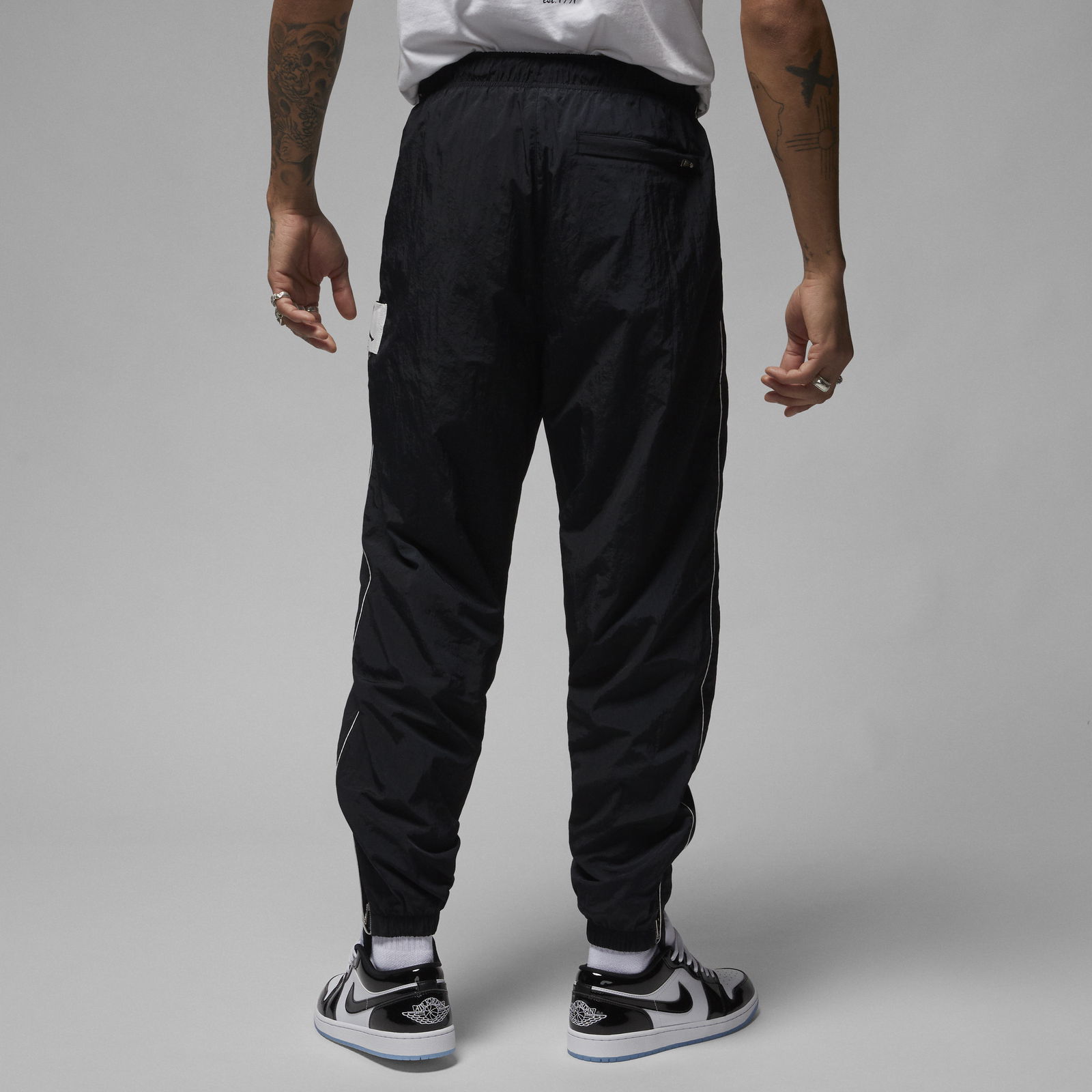 Essential Statement Warmup Pant