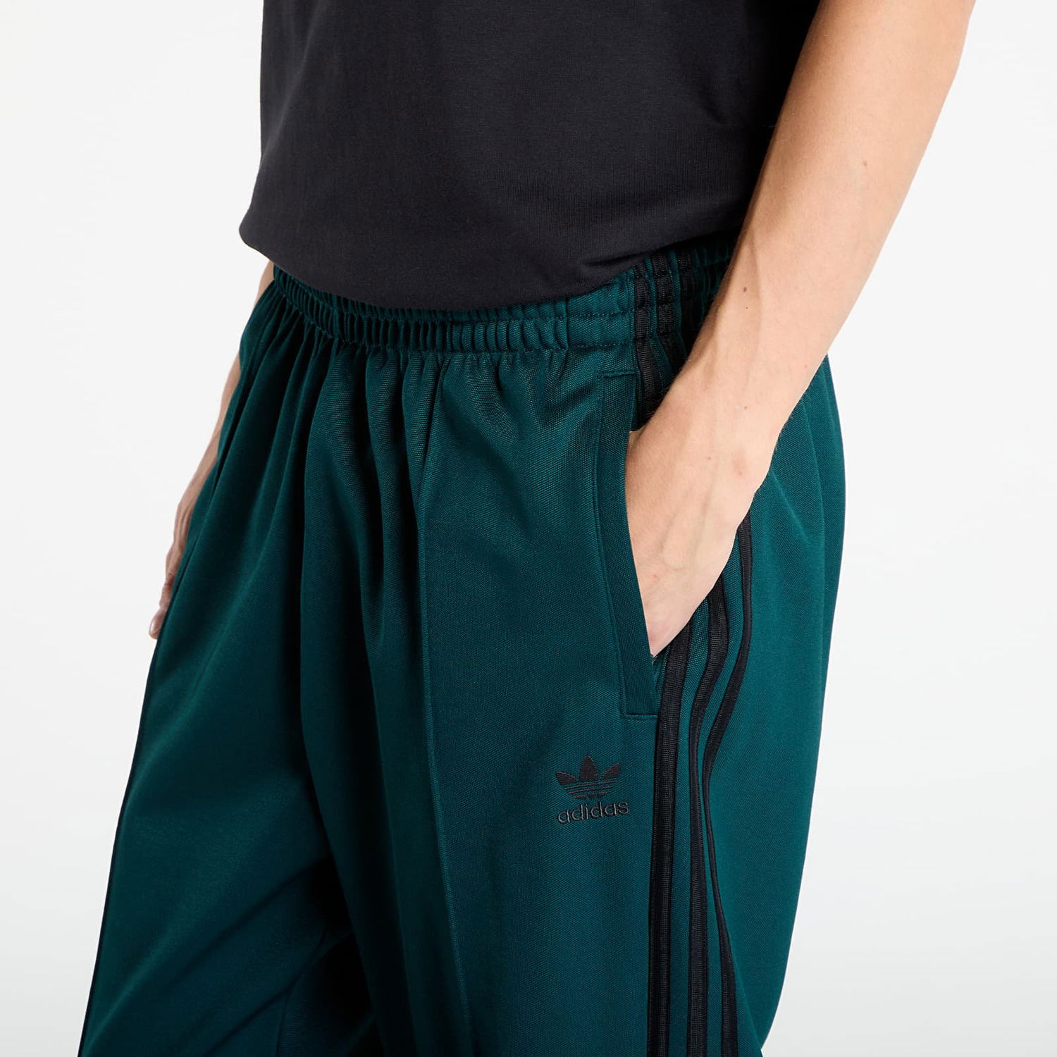 Tepláky adidas Performance Adicolor Firebird Baggy Fit Track Pants Zelené | JY1420, 1