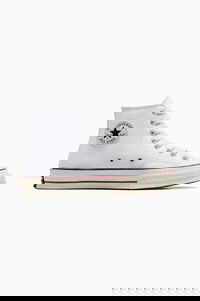 Chuck 70