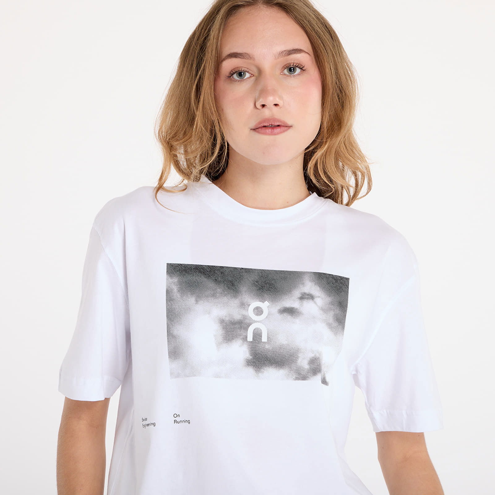 On Graphic Tee Cloudlocker White S