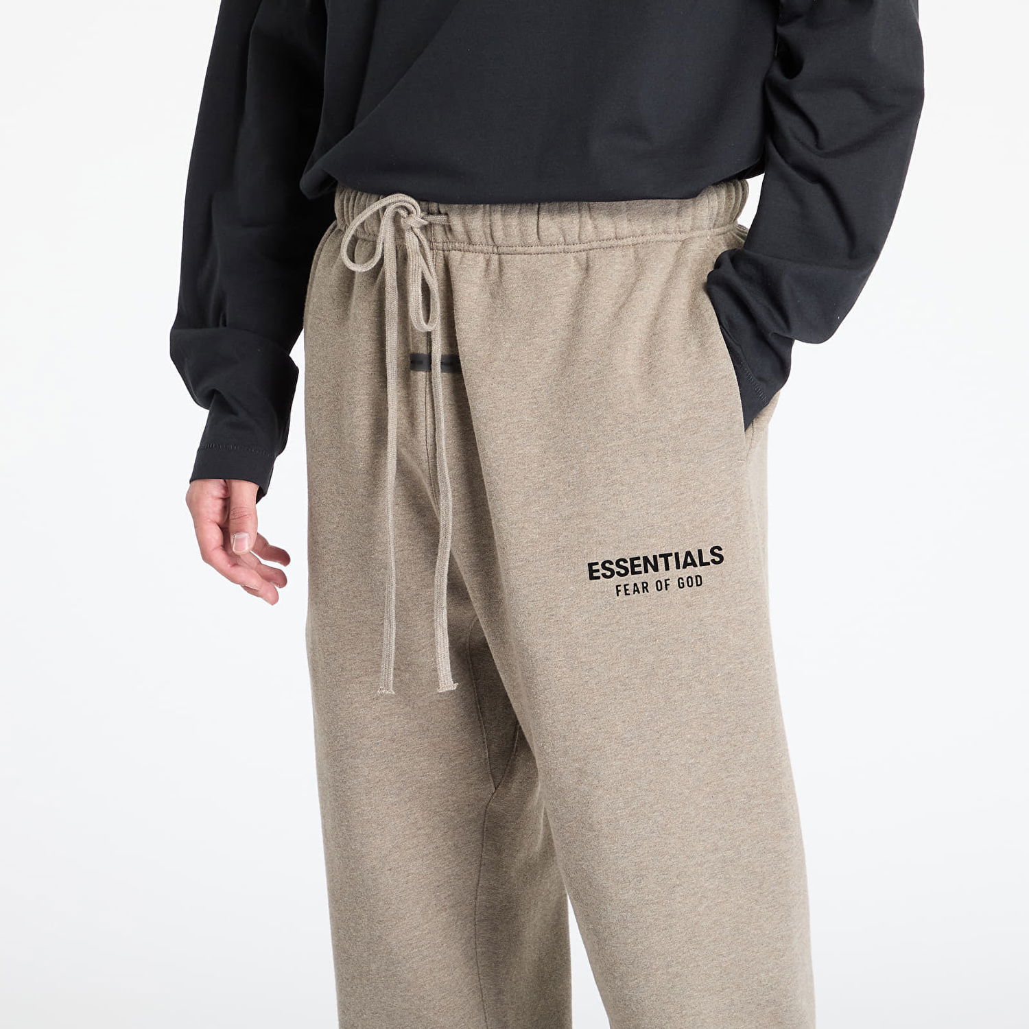 Tepláky Fear of God Fear of God Essentials Classic Fit Fleece Sweatpants Béžová | 130AS252021F-985, 1