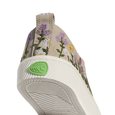 Tenisky a topánky Cariuma OCA Low Embroidered Flowers Šedá | 100102N33, 5