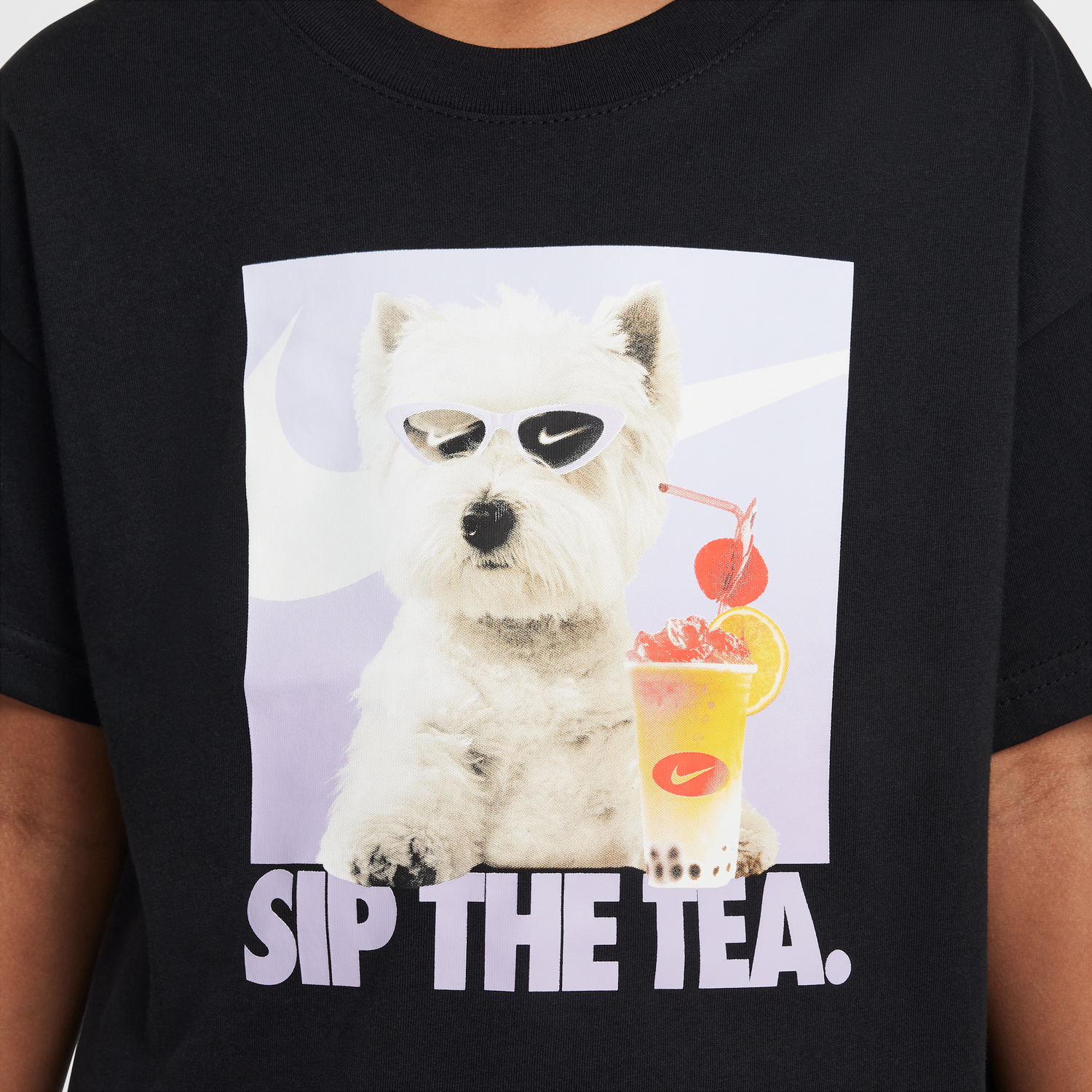 Tričko Nike Nike Sportswear Sip The Tea Graphic T-Shirt Čierna | HQ2337-010, 1