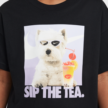 Tričko Nike Nike Sportswear Sip The Tea Graphic T-Shirt Čierna | HQ2337-010, 1