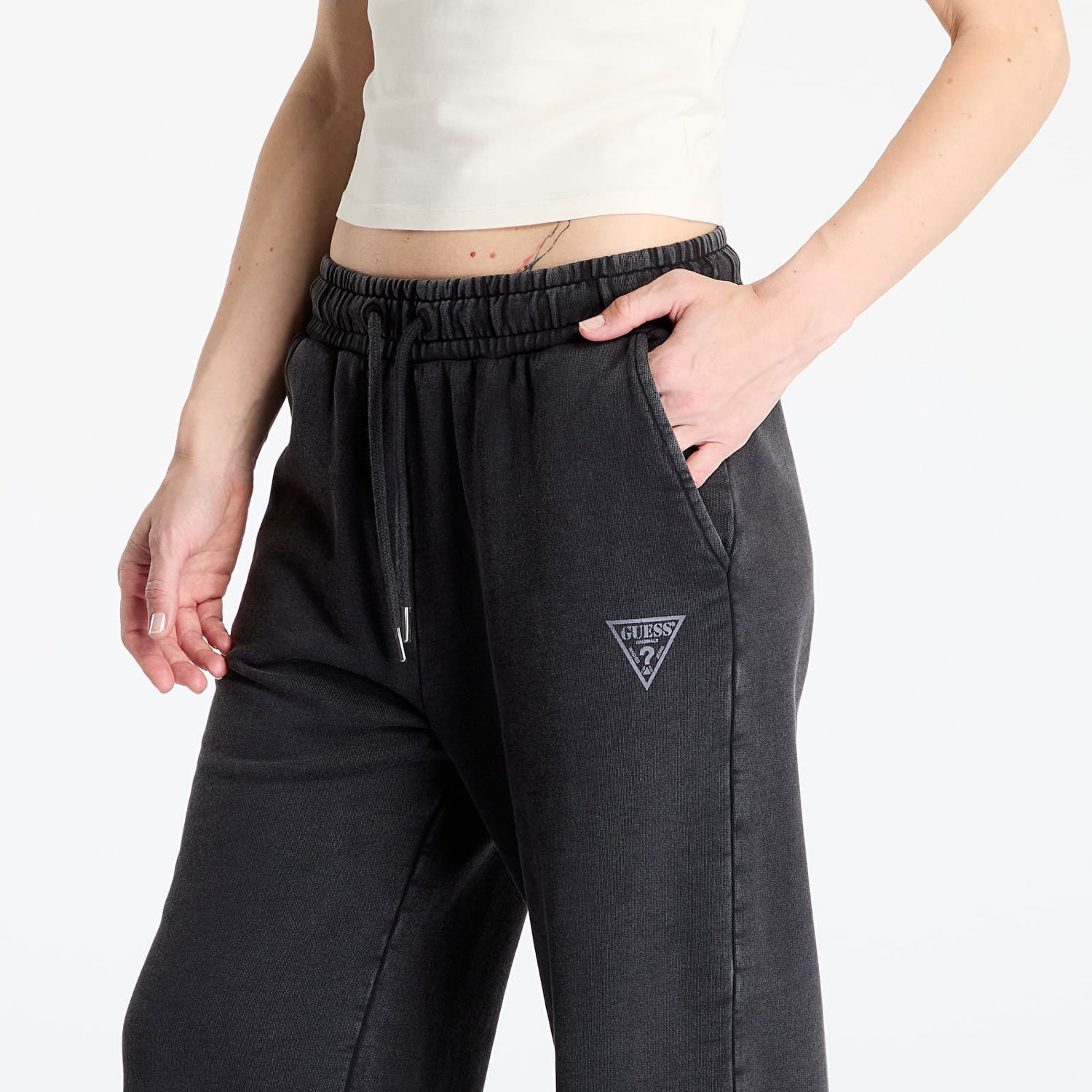 Tepláky GUESS GUESS Originals Eco Triangle Sweatpants Čierna | W5RB70K68I1-JTMU, 1