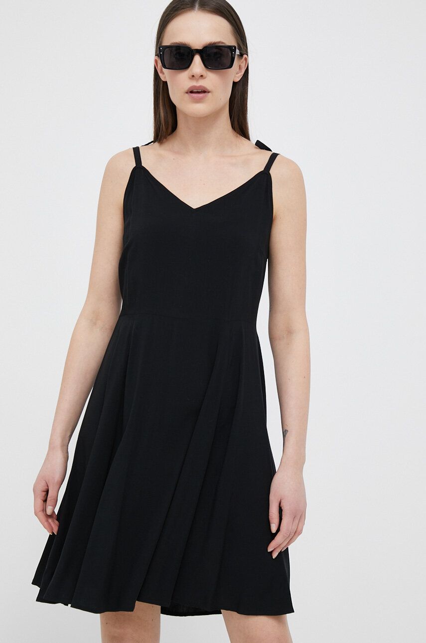 Šaty GAP Dress Čierna | 552345.01TRUEBLAC, 0