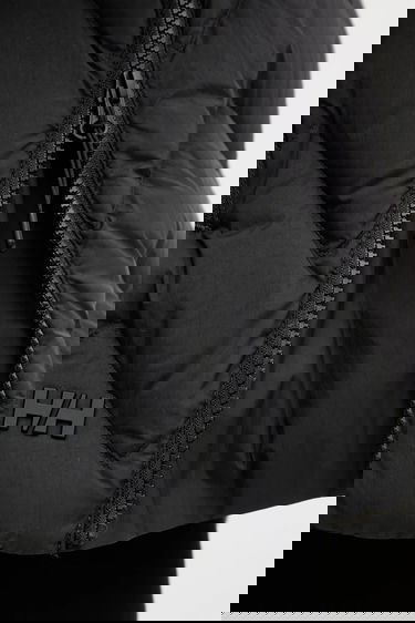 Prešívaná bunda Helly Hansen Hooded Belted Chevron Puffer Jacket WINTER BLISS Čierna | 54457, 7