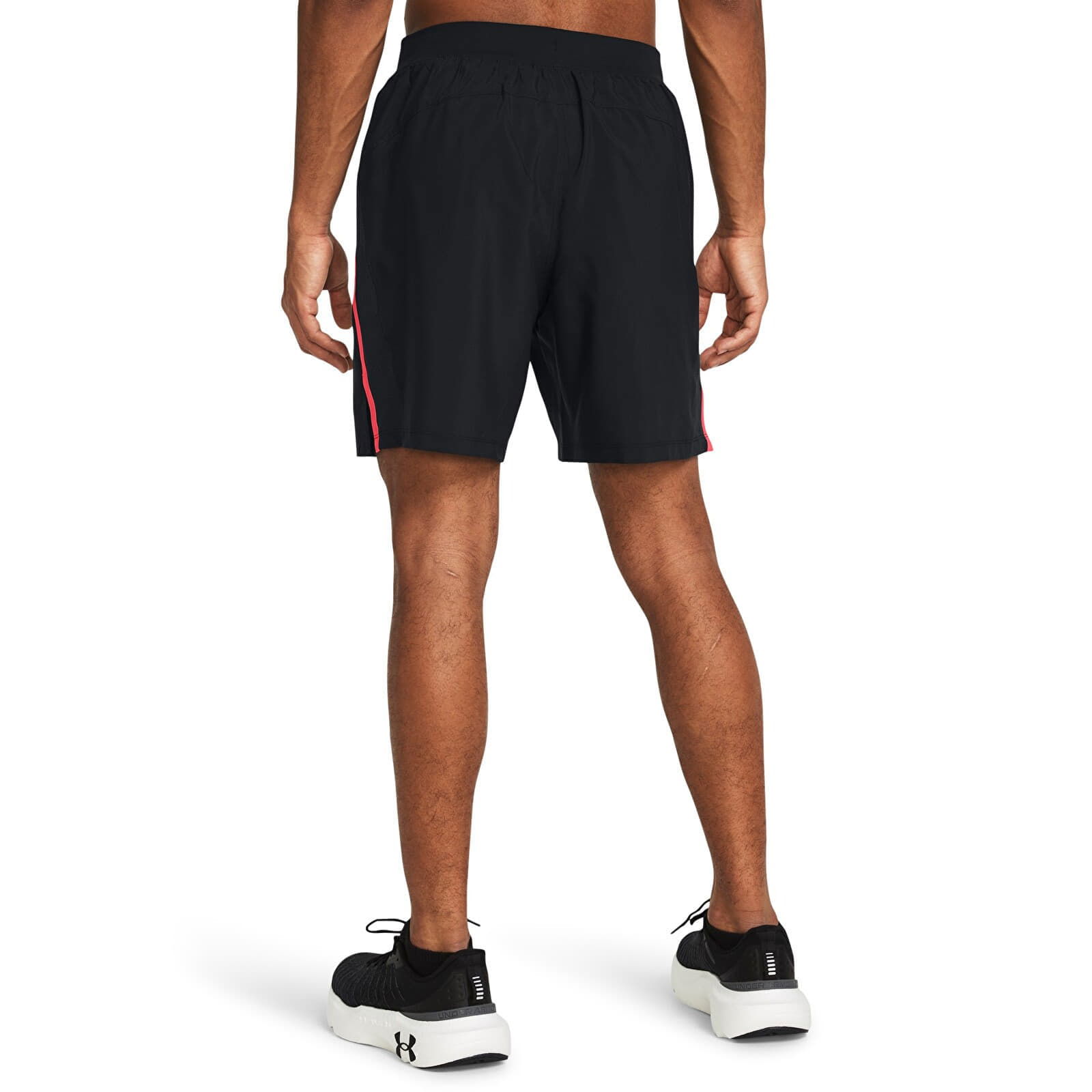 UA LAUNCH 7'' SHORTS